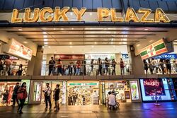 Lucky Plaza (D9), Shop House #575672261